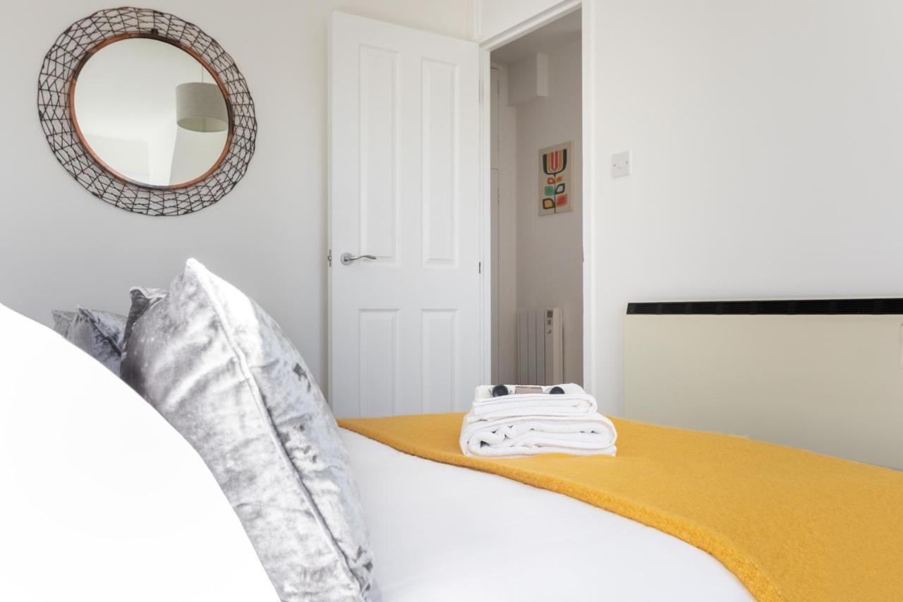 Castle Reach Apartment Colchester Bagian luar foto